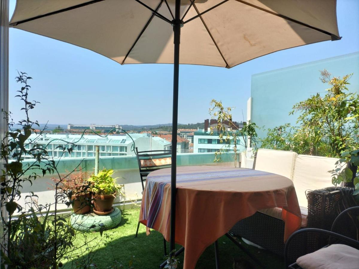 Preciosa Habitacion Suite En Atico Con Terraza Сантьяго-де-Компостела Экстерьер фото